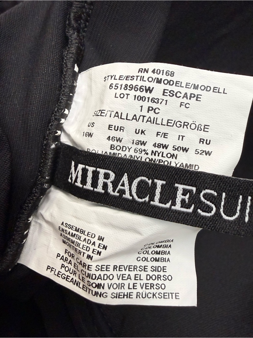 NWT Miraclesuit Must Haves Escape One Piece Swimsuit (size 16) - Picture 9 of 11